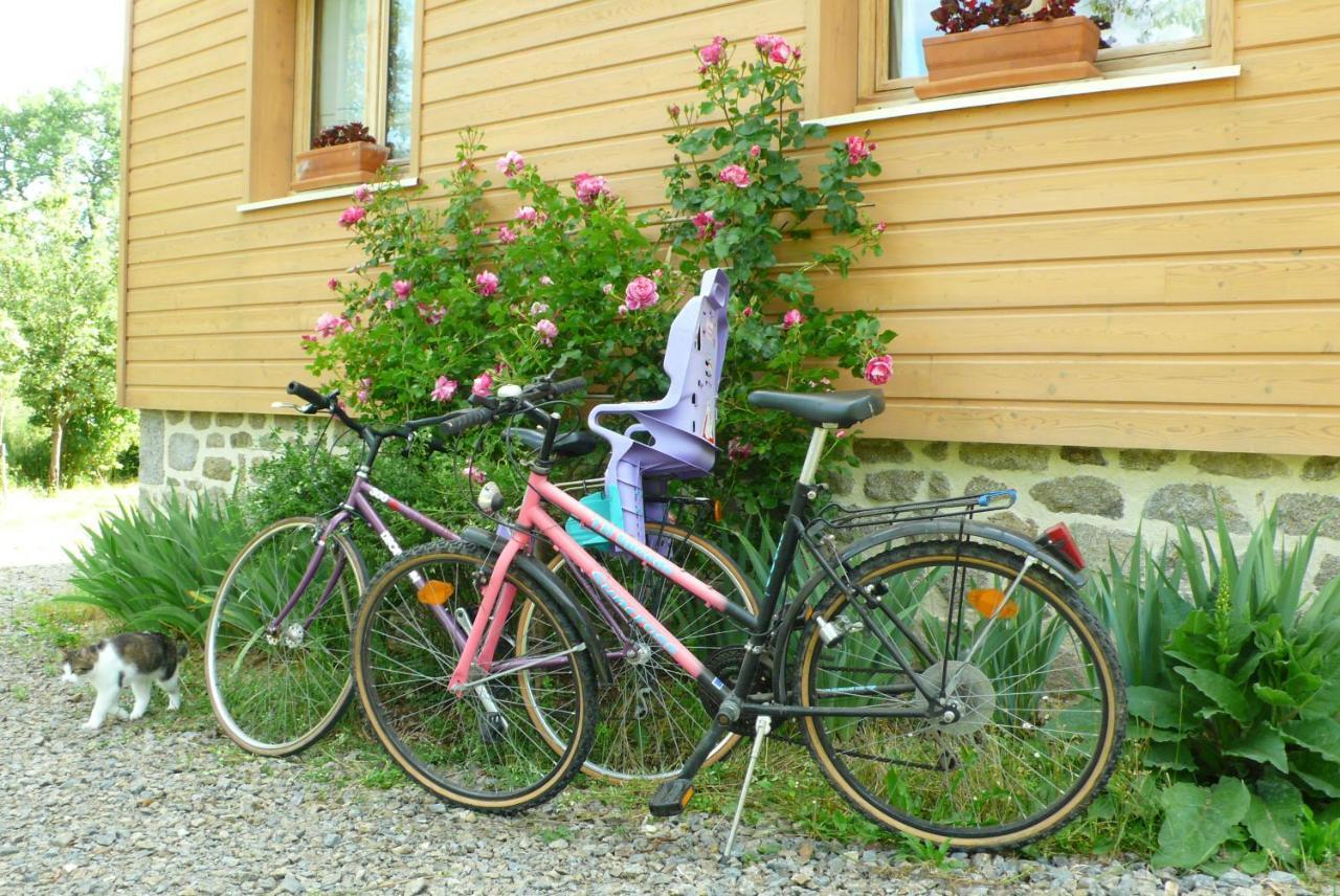 Chez Geppetto Bed and Breakfast Saint-Georges-Nigremont Εξωτερικό φωτογραφία
